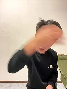 Snapshot of KK-cuteboy chatting on November 2025 09:58:01 AM KK-cuteboy online show from November 2025 09:58:01 AM