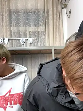 KK-cuteboy online show from December 2025 10:08:02 AM