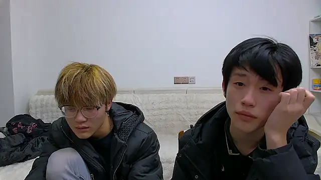 KK-cuteboy online show from February 2026 10:58:01 AM