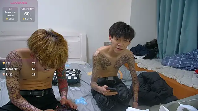 KK-cuteboy online show from March 2026 01:44:01 PM