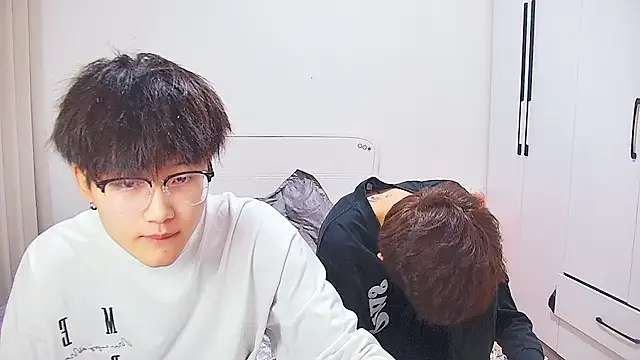 Snapshot of KK-cuteboy chatting on June 2026 12:15:02 PM KK-cuteboy online show from June 2026 12:15:02 PM