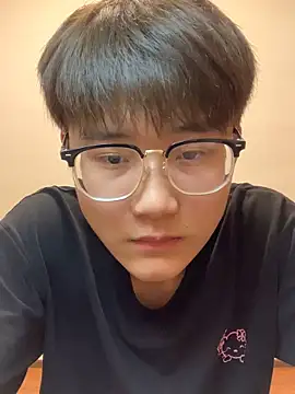 KK-cuteboy online show from October 2025 02:07:01 PM