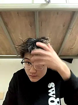 Snapshot of KK-cuteboy chatting on November 2025 10:27:02 AM KK-cuteboy online show from November 2025 10:27:02 AM