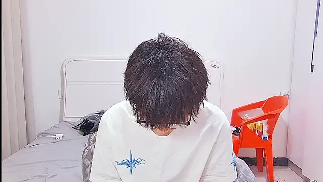 Snapshot of KK-cuteboy chatting on June 2026 12:11:01 PM KK-cuteboy online show from June 2026 12:11:01 PM