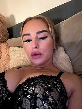 spicycharxx online show from October 2025 12:09:02 AM