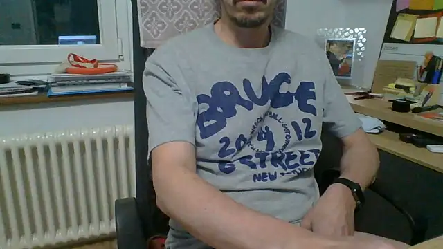 Kawayleo online show from May 2026 02:15:01 PM