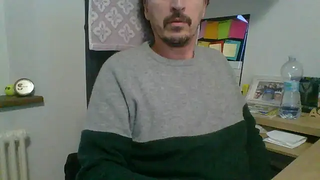 Kawayleo online show from November 2025 03:23:01 PM