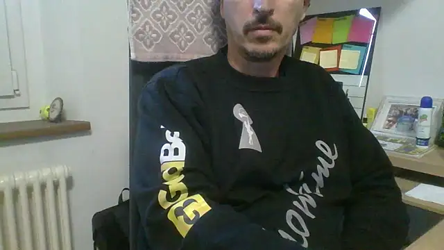 Kawayleo online show from November 2025 02:21:01 PM