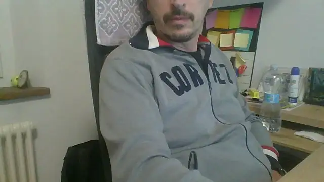 Kawayleo online show from October 2025 12:00:02 AM