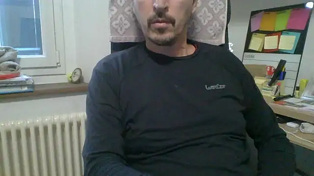 Kawayleo online show from December 2025 02:12:02 PM