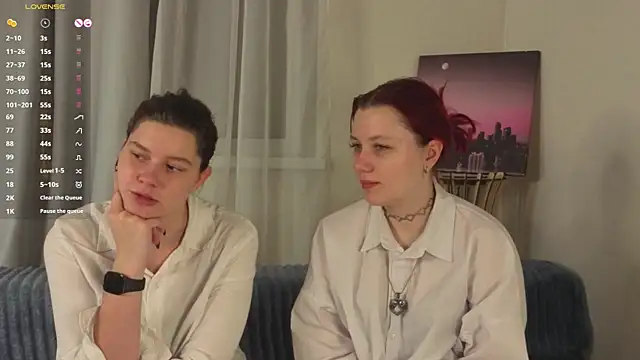 LaureenBetterley online show from October 2025 04:08:01 PM