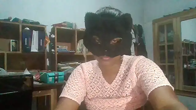 Nora-2003 online show from April 2026 11:17:02 PM