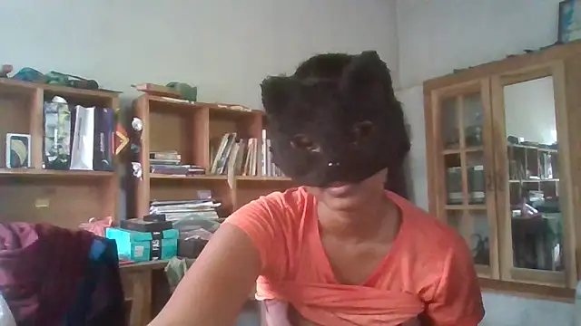 Nora-2003 online show from April 2026 03:24:01 AM