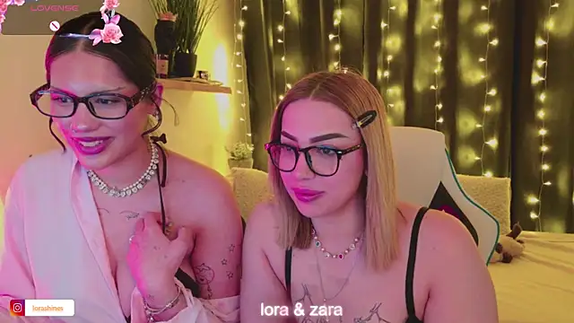 LoraShines online show from May 2026 06:23:01 PM