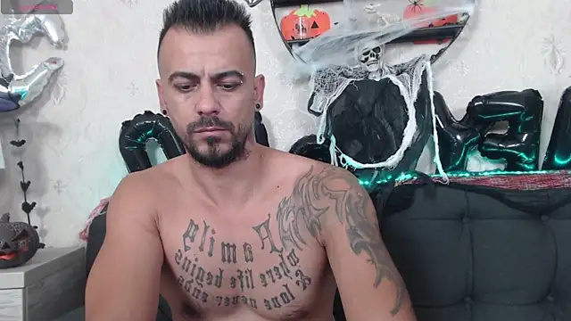 Snapshot of RyanVibe chatting on October 2025 04:19:01 PM RyanVibe online show from October 2025 04:19:01 PM