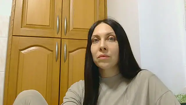 Snapshot of Olivarra chatting on February 2026 06:51:02 PM Olivarra online show from February 2026 06:51:02 PM