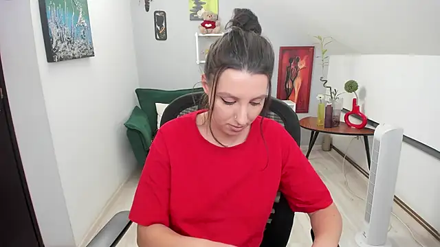 BettyJamess online show from October 2025 07:44:01 PM