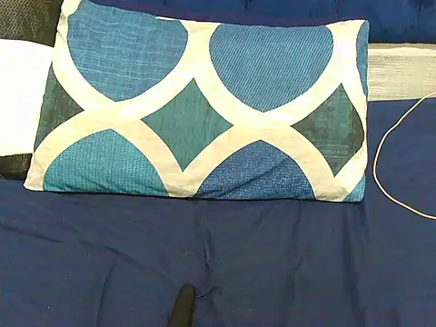 Bootyclit87xx online show from March 2026 04:13:01 PM