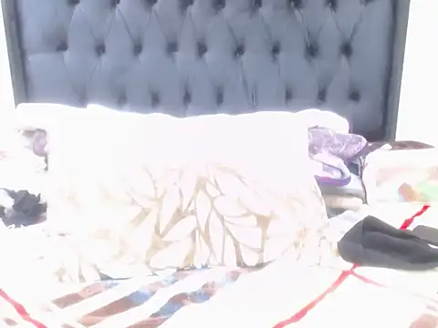 Bootyclit87xx online show from June 2026 01:42:02 PM