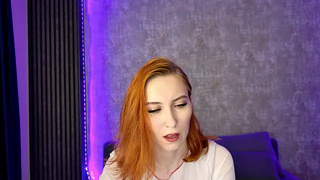 Snapshot of scarleteyes_ chatting on November 2025 05:28:01 AM scarleteyes online show from November 2025 05:28:01 AM