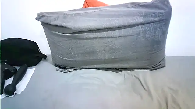 Ntokozo290 online show from February 2026 06:21:01 PM