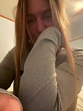 SugarMilkandHoney online show from December 2025 12:37:02 AM