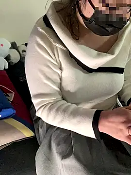 xx miki moon xx online show from October 2025 11:07:01 AM