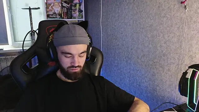 Nik Namee online show from November 2025 01:04:01 PM