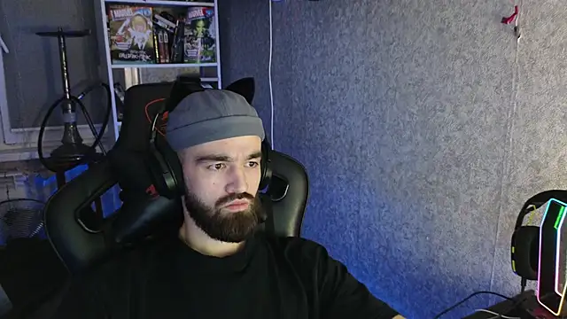 Nik Namee online show from November 2025 05:23:02 PM