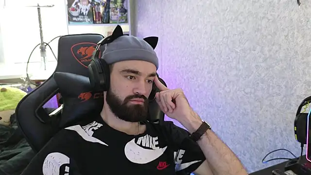 Nik Namee online show from November 2025 10:31:01 AM