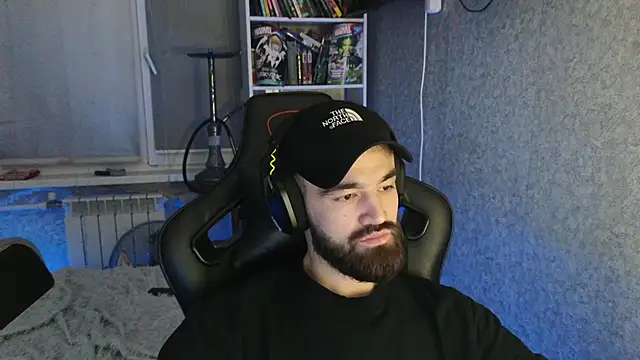 Nik Namee online show from November 2025 07:25:02 PM