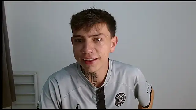 hot teo  online show from November 2025 11:21:02 AM