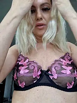 Snapshot of BritanyVegas chatting on July 2026 01:07:02 PM BritanyVegas online show from July 2026 01:07:02 PM