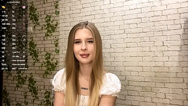 Snapshot of RosalindSherlock chatting on November 2025 08:23:01 PM RosalindSherlock online show from November 2025 08:23:01 PM