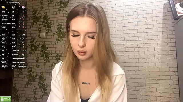 Snapshot of RosalindSherlock chatting on November 2025 08:35:02 PM RosalindSherlock online show from November 2025 08:35:02 PM