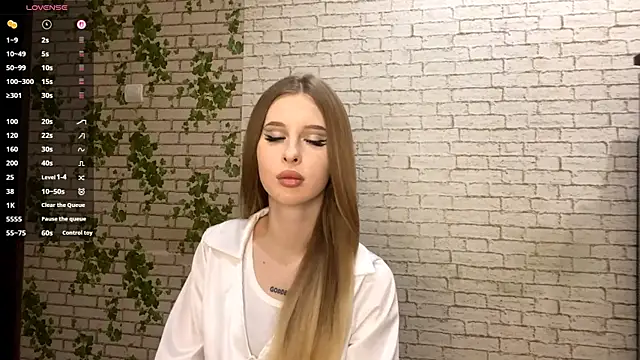 Snapshot of RosalindSherlock chatting on October 2025 08:28:02 PM RosalindSherlock online show from October 2025 08:28:02 PM