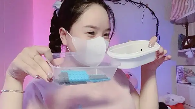 BeChinh Lee online show from March 2026 03:18:02 AM