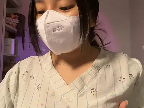 BeChinh Lee online show from June 2026 05:21:02 PM