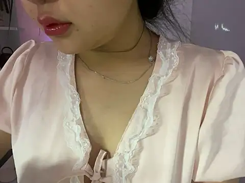 Snapshot of BeChinh_Lee chatting on May 2026 04:56:02 AM BeChinh Lee online show from May 2026 04:56:02 AM