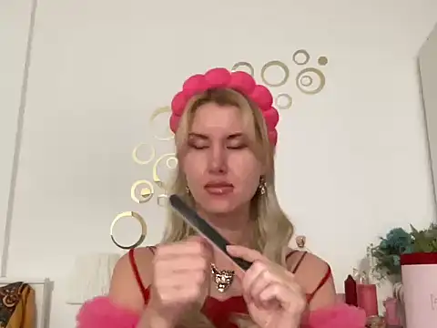 Snapshot of Ilymaris chatting on February 2026 05:56:02 PM Ilymaris online show from February 2026 05:56:02 PM