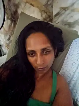 Snapshot of dreamerrrrr1 chatting on October 2025 05:35:02 PM dreamerrrrr1 online show from October 2025 05:35:02 PM