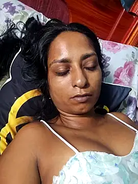 dreamerrrrr1 online show from December 2025 12:18:01 PM