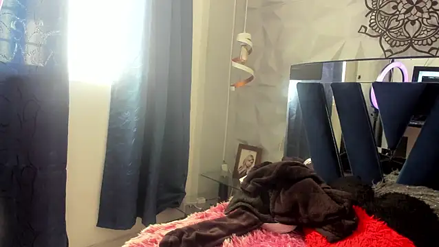 pamela velazco online show from December 2025 01:23:01 PM