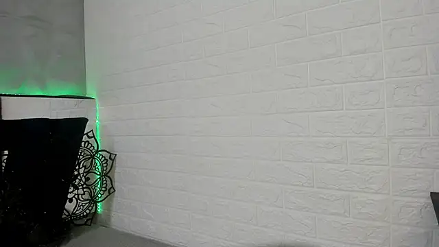 pamela velazco online show from October 2025 01:11:01 PM