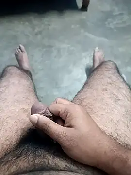 Snapshot of TrainedBend28 chatting on January 2026 08:01:02 PM TrainedBend28 online show from January 2026 08:01:02 PM