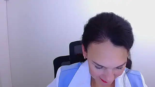 Snapshot of Rosie_Rosee chatting on November 2025 12:17:01 PM Rosie Rosee online show from November 2025 12:17:01 PM