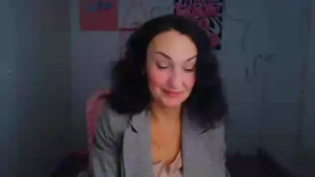 Rosie Rosee online show from April 2026 11:22:02 AM