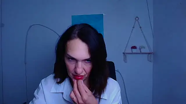 Snapshot of Rosie_Rosee chatting on December 2025 12:11:01 PM Rosie Rosee online show from December 2025 12:11:01 PM