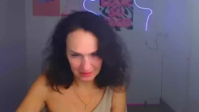 Rosie Rosee online show from March 2026 11:23:02 AM