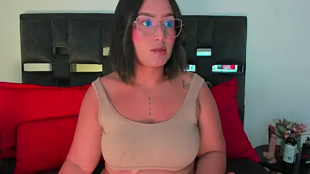 Snapshot of SussySunny_ chatting on January 2026 10:22:02 AM SussySunny online show from January 2026 10:22:02 AM